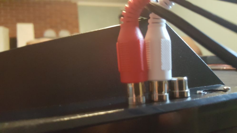 RCA jacks are too close together